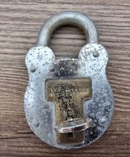 Cadenas master lock d'occasion  La-Grande-Motte