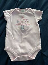Body Baby Essentials infantil feminino rosa manga curta (6 meses) melhores coisas comprar usado  Enviando para Brazil
