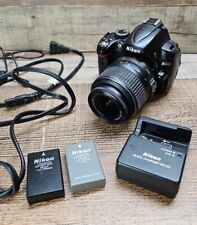 Câmera Nikon DSLR D5000 com 2 baterias e carregador. comprar usado  Enviando para Brazil