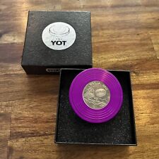 The Yot: Not a UFO in Metallic Purple por Puzzle Master - Jogo quebra-cabeça comprar usado  Enviando para Brazil