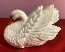 Usado, Estatuilla de porcelana bisque pintada a mano de pájaro cisne real Royal Heritage de colección segunda mano  Embacar hacia Argentina