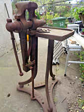 Blacksmiths leg vice for sale  LONDON