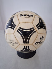 ADIDAS OFFICIAL BALL TANGO ESPANA WORLD CUP 1982 CHAMPIONS LEAGUE 1983 JUVENTUS comprar usado  Enviando para Brazil