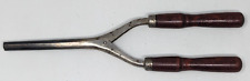 Usado, Ferramenta de modelagem de cabelo antiga Stove Top Curler ferro de ondulação cabo de madeira EUA A24 comprar usado  Enviando para Brazil
