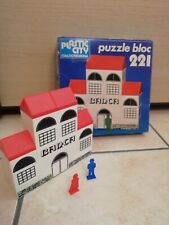 Plastic city puzzle usato  Firenze