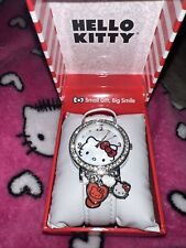 Relógio Hello Kitty Valentines moldura de cristal prata com berloques pulseira de couro branco comprar usado  Enviando para Brazil
