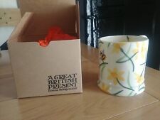 Emma Bridgewater Rare brand new  Daffodil and Bee 1 Pint Mug with A on  bottom  for sale  CARNFORTH