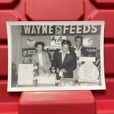 Wayne feeds display for sale  Circleville