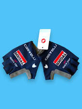 Gloves mitts team d'occasion  Expédié en Belgium