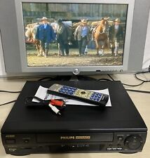 Philip Magnavox VRA451 VCR gravador de vídeo cassete com controle remoto universal - LEIA comprar usado  Enviando para Brazil