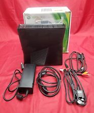 Console Microsoft Xbox 360 Slim MW2 250GB somente testado liga *unidade de disco*, usado comprar usado  Enviando para Brazil