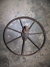 Usado, Roda de ferro fundido antiga de 16" 7 raios 1 1/4" de largura - fazenda, industrial, vagão comprar usado  Enviando para Brazil
