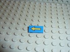LEGO space blue Tile 1 x 2 with Arrow Pattern 3069bp06 / set 6845 6985 6872 6931 d'occasion  La Rivière-de-Corps