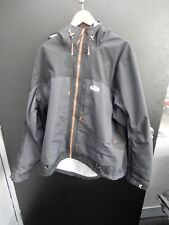 Chaqueta de lluvia de tres capas Gill Pro Tournament para hombre (grafito negro) 3XL, usado segunda mano  Embacar hacia Argentina