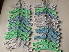 Lote de 26 cabides de roupas infantis giratórios de plástico vintage bebê super fofo Gerber comprar usado  Enviando para Brazil