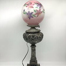 Antigua lámpara de banquete con pie de garra con pantalla de globo de vidrio floral pintada a mano segunda mano  Embacar hacia Argentina
