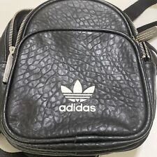 Mini Mochila Adidas Feminina Preta Bolsa de Couro Sintético, usado comprar usado  Enviando para Brazil