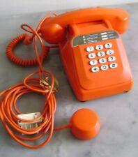 Beau téléphone ancien d'occasion  Charleville-Mézières