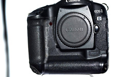 Cuerpo de cámara digital Canon EOS 1D Mark II 8,2 MP (negro). segunda mano  Embacar hacia Argentina