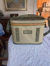 Yeti Hopper Flip 18 Soft Cooler Field Tan/Blaze Laranja Descontinuado  comprar usado  Enviando para Brazil