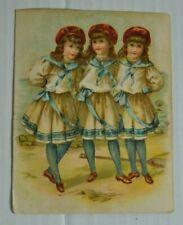 Antique Victorian Embossed Art Print Triplets  of Young Ladies by the Sea Shore  segunda mano  Embacar hacia Mexico