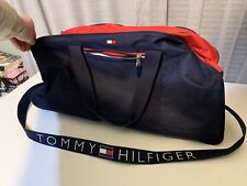 Usado, Antiga Bolsa de Duffle Tommy Hilfiger Academia Ombro Grande LOGOTIPO Viagem Azul Vermelho Ajustável comprar usado  Enviando para Brazil