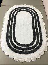 Tapete de banho Chesapeake merchandising reversível crochê oval carvão / branco #233V, usado comprar usado  Enviando para Brazil