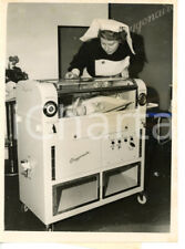 1955 london nursing usato  Milano