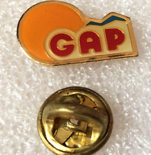 pin's ville divers  DEPT Hautes  Alpes (05)  Gap (stadium) segunda mano  Embacar hacia Argentina