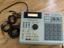 Caja de ritmos secuenciador muestreador profesional Akai MPC 2000XL MCD MIDI sin probar, usado segunda mano  Embacar hacia Argentina