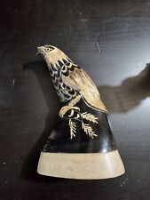 Chifre de búfalo esculpido à mão pássaro águia feito nos EUA , usado comprar usado  Enviando para Brazil