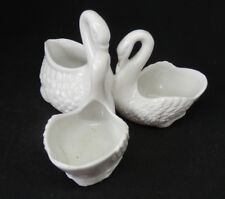 Ceramic swan shaped d'occasion  Expédié en Belgium