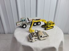 Usado, Três brinquedos de construção 1/50 NZG! Rolo infravermelho escavadeira O&K Haul Truck MF! comprar usado  Enviando para Brazil