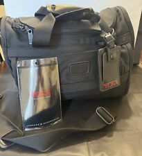 Bolsa de viagem TUMI bolsa tote bolsa de ginástica levemente usada 8-10-14”, usado comprar usado  Enviando para Brazil