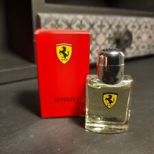 Ferrari edt miniatura usato  Diano San Pietro