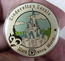 Pin walt disney d'occasion  Charbonnières-les-Varennes