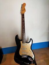 FENDER Squier Bullet Stratocaster segunda mano  Embacar hacia Argentina