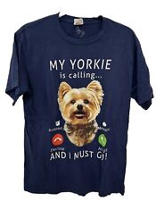 Camiseta MED Yorkshire Terrier NAVY Graphic *My Yorkie Is Calling Me & I Must Go* comprar usado  Enviando para Brazil