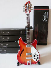 Guitare miniature rickenbacker d'occasion  Narbonne