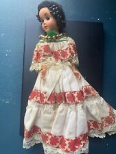 1958 Confiável 8" boneca bebê de plástico menina espanhola olho sonolento - olhos azuis - com vestido comprar usado  Enviando para Brazil