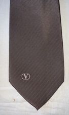 Cravatta valentino garavani usato  Vitulazio