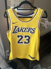 Camiseta masculina Nike LeBron James Icon Edition Swingman (LA Lakers), Amarillo/Field comprar usado  Enviando para Brazil