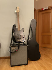 Basso squier amplificatore usato  Biella