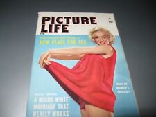 REVISTA DE BOLSO MARILYN MONROE PICTURE LIFE (FEVEREIRO DE 1955) BOM ESTADO, usado comprar usado  Enviando para Brazil