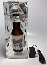 RARO Coors Light Up Garrafa de Cerveja "Preso no Gelo" Luzes LED de acrílico puro comprar usado  Enviando para Brazil