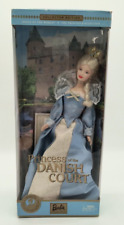Usado, Boneca Barbie 2002 Bonecas do Mundo Princesa da Corte Dinamarquesa comprar usado  Enviando para Brazil