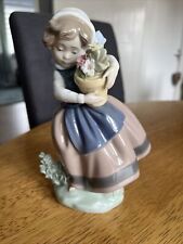 Lladro 17cm figurine for sale  PRESTON
