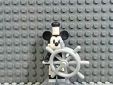 Lego disney mickey d'occasion  Fougerolles-du-Plessis