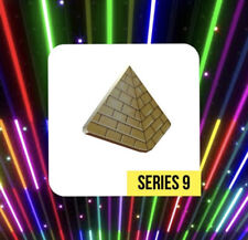 Roblox Toy Code - Pino de esmalte pirâmide (entregue digitalmente) comprar usado  Enviando para Brazil