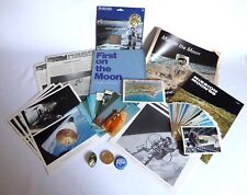 VINTAGE 1969 KENNEDY SPACE CENTER APOLLO 11 MOON EPHERMERA PHOTOS BOOK COIN for sale  Shipping to South Africa